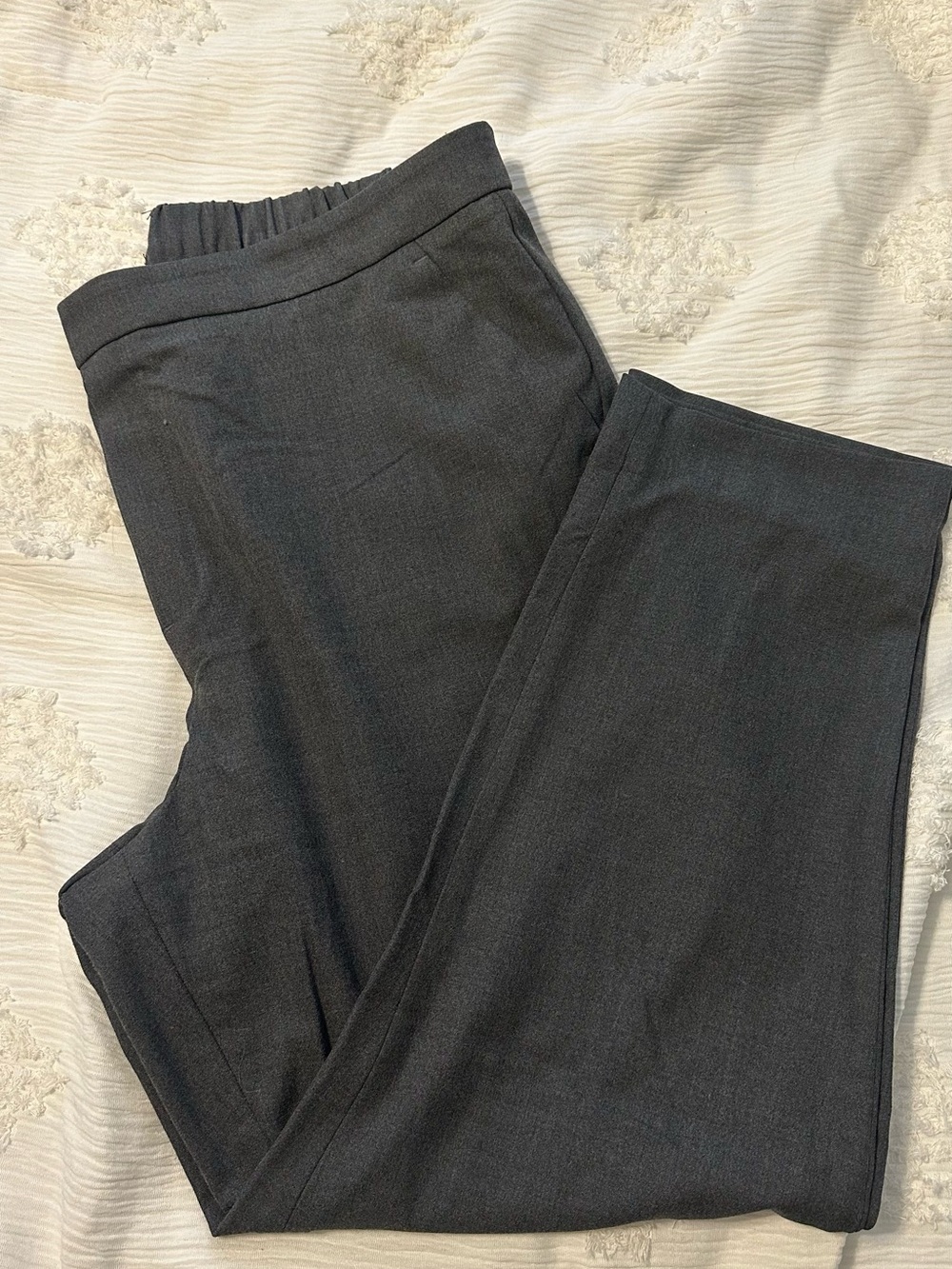Banana Republic Women’s Dark Gray Hayden cropped Dress Pants